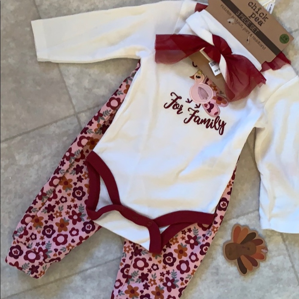 Chick Pea Thanksgiving Bodysuit, Pant & Headband
